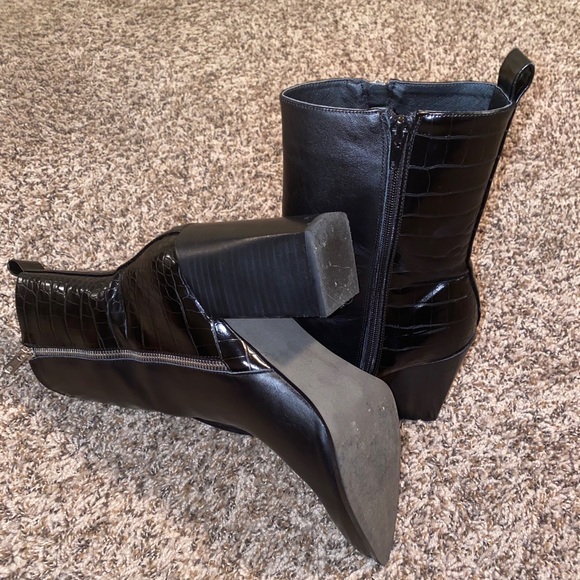 Black pointed toe block heels - Picture 5 of 5